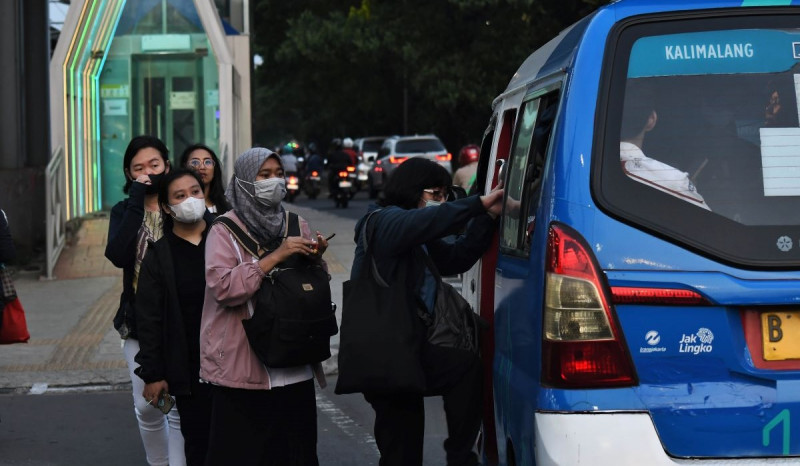 160 Mobil Jak Lingko Gunakan Kartu Pengawasan Palsu Kena Sanksi