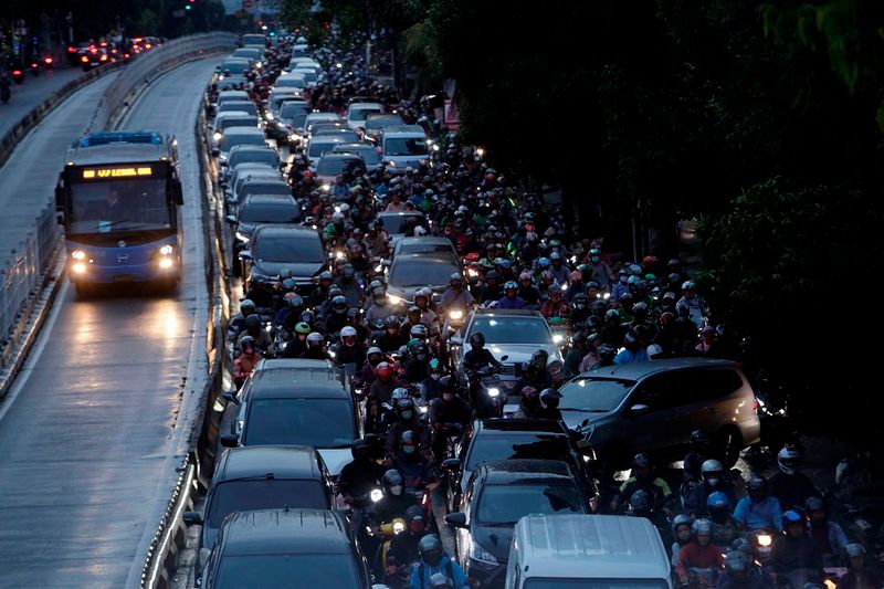 Sektor Transportasi Dituding Jadi Penyebab Utama Polusi Udara dan Efek Gas Rumah Kaca