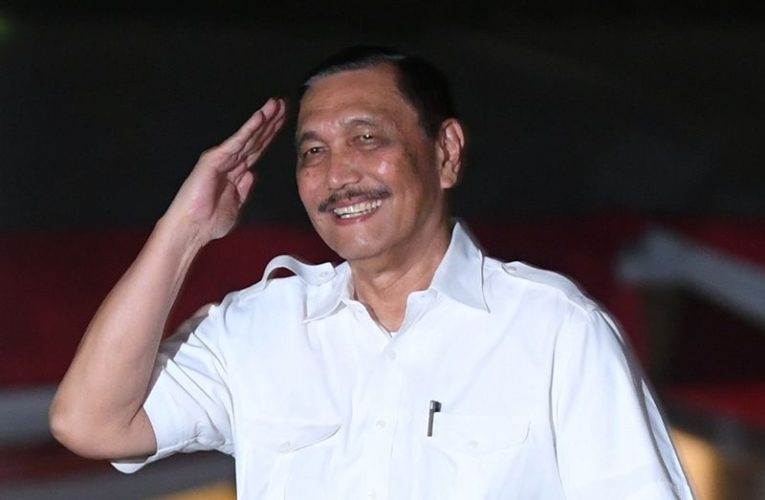 Momen Luhut Ucapkan Salam Perpisahan untuk Jokowi Selamat Jalan Pak