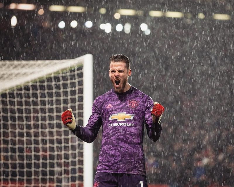 David de Gea Resmi Berseragam Fiorentina, Segini Gajinya Satu Musim