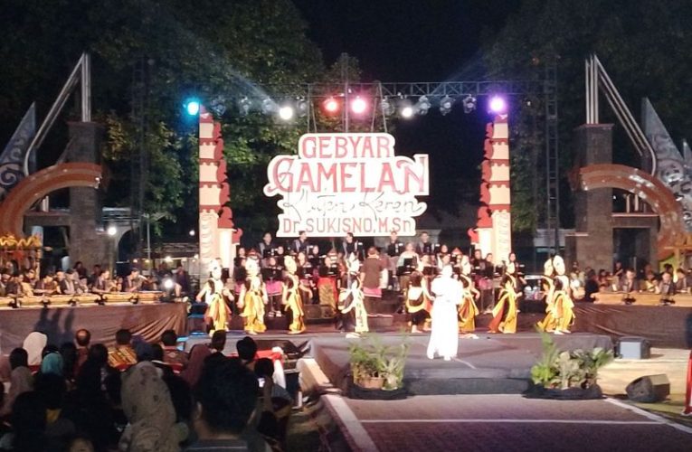 Ribuan Warga Saksikan Gebyar Gamelan Klaten Keren 2024