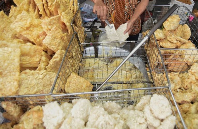 Jangan Disepelekan, ini 11 Bahaya Sering Makan Gorengan