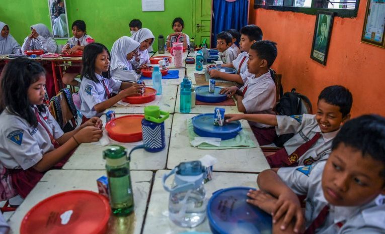 Badan Gizi Nasional Dibentuk Jokowi untuk Dukung Program Makan Bergizi Free of charge