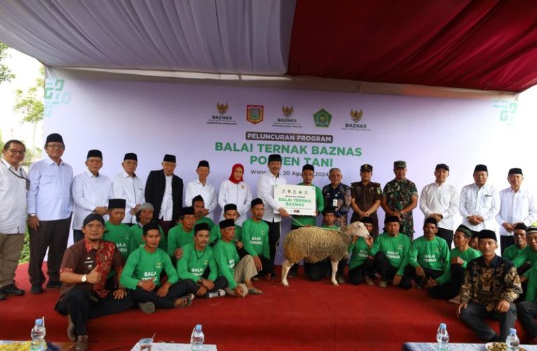 Berdayakan Mustahik Peternak, BAZNAS RI Luncurkan Balai Ternak di Wonosobo