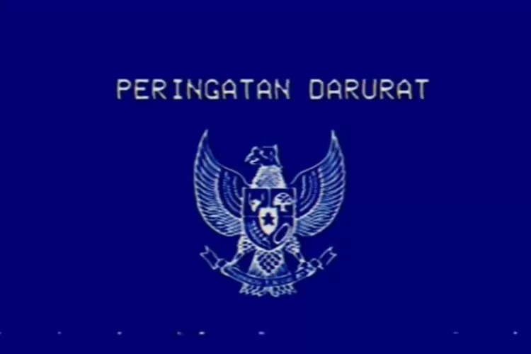 Kawal Putusan MK, Mahasiwa Nyalakan Peringatan Darurat