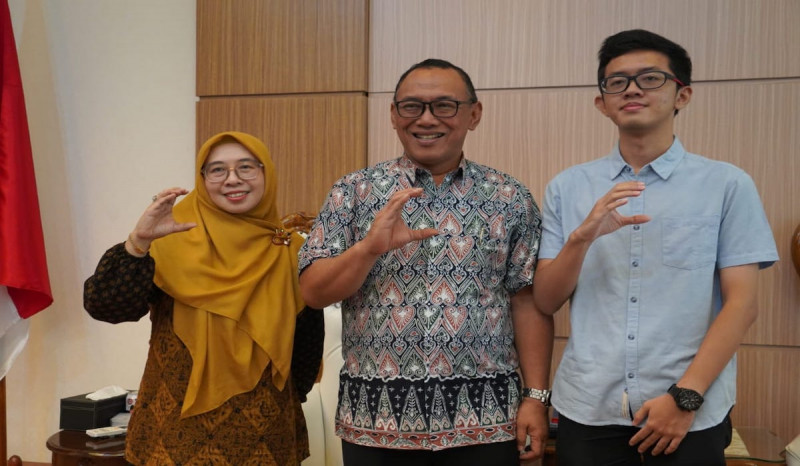 Dari Cilegon ke Inggris: Perjalanan Inspiratif Akbar Esa Dewangga Raih Beasiswa S2