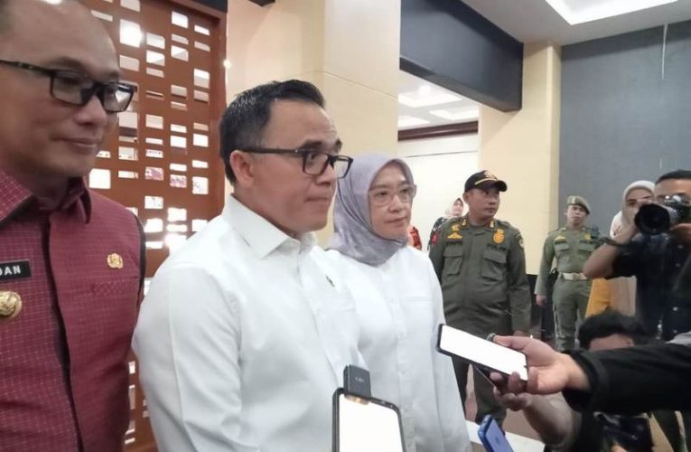 Menpan-RB Janji Sederhanakan Birokrasi Permudah Dosen Raih Profesor