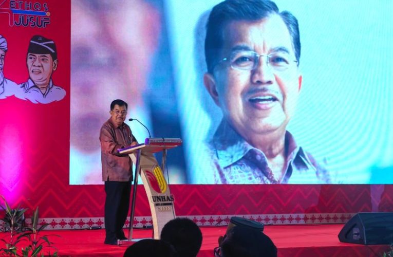 Jusuf Kalla Sebut Kedatangan Paus Kehormatan Buat Indonesia