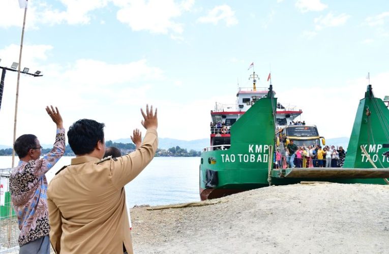 Sambut Paus Fransiskus, Pemkab Samosir Berangkatkan 106 Orang Vikariat