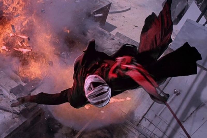 Sinopsis Film Darkman: Superhero yang Melakukan Aksi Balas Dendam