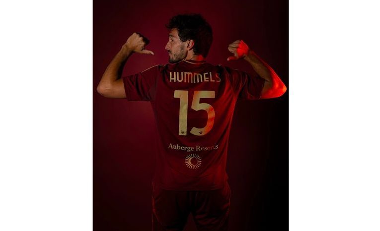 Mats Hummels Berlabuh di AS Roma