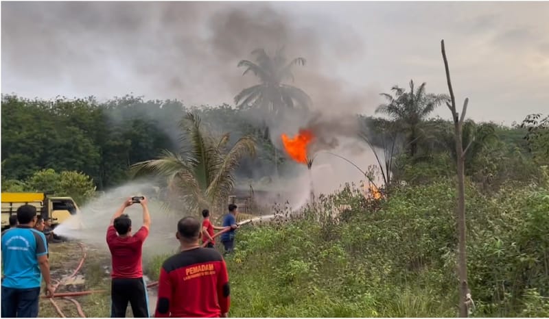 Gudang Diduga Penimbunan BBM Ilegal Terbakar