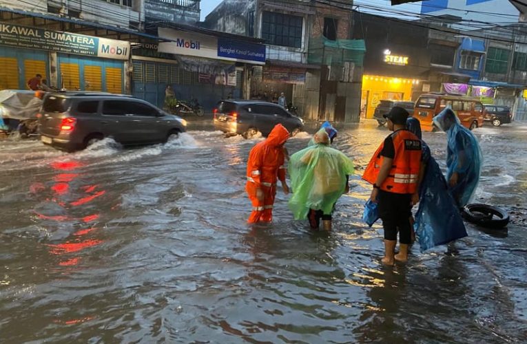 Banjir Melanda Kota Binjai, Ratusan Rumah Warga Terendam