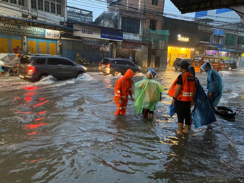 Banjir Melanda Kota Binjai, Ratusan Rumah Warga Terendam