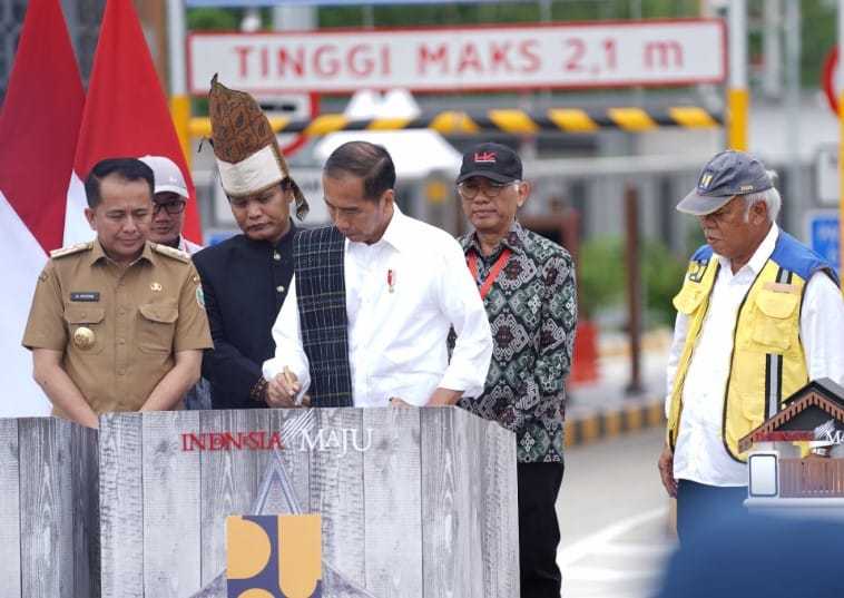 Viral Kaesang Naik Jet, Jokowi: Semua Warga Sama di Mata Hukum