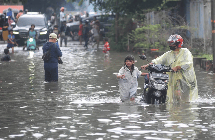 Hujan Deras, 4 RT di Jakarta Terendam Banjir