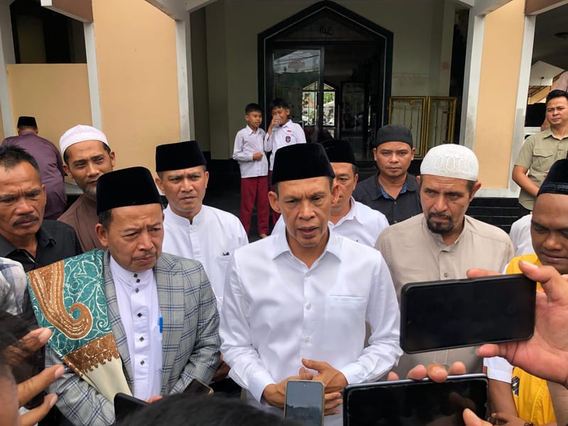 asangan Rudy Susmanto-Jaro Ade Terus Bersosialisasi dengan Masyarakat