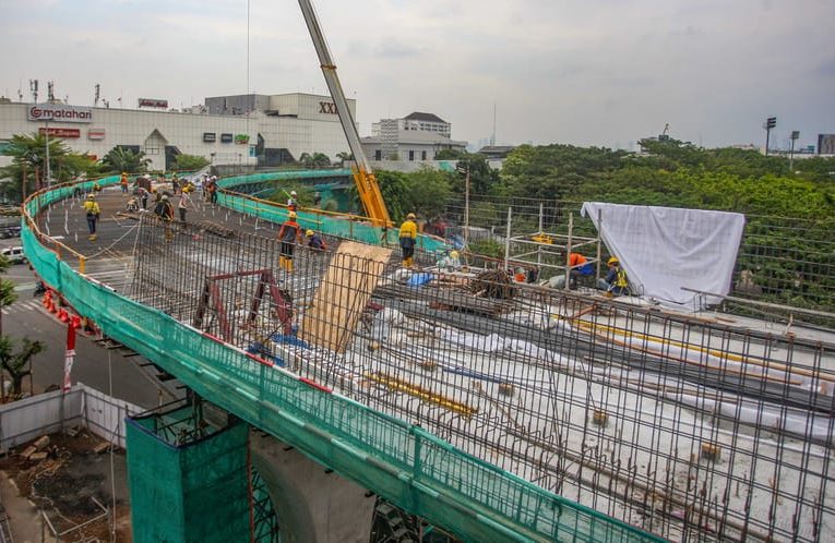 Jakpro Pembangunan LRT Fase 1B Sesuai Jadwal