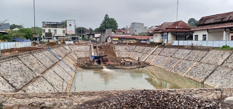 Pembangunan Kolam Retensi Terus Berlangsung