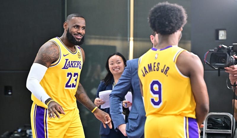 LeBron James dan Bronny James Cetak Sejarah di NBA