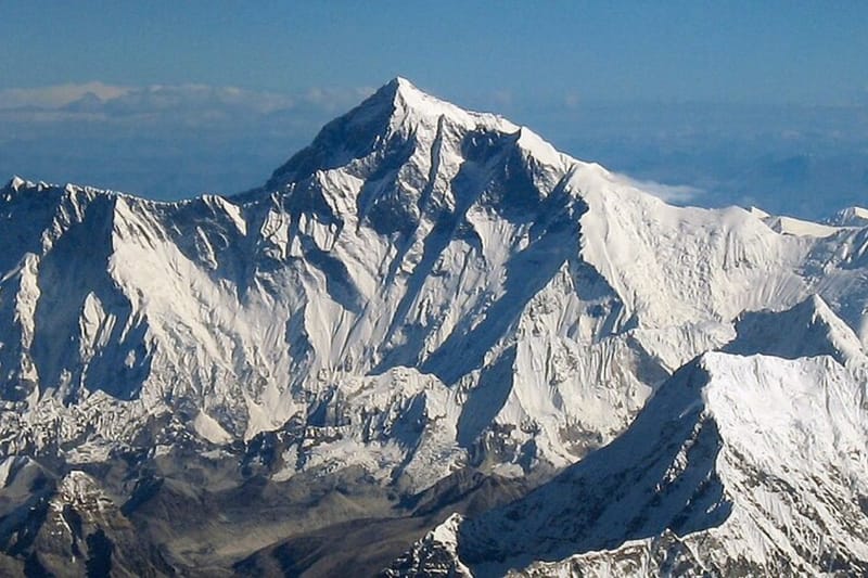 10 Fakta Gunung Everest Puncak Tertinggi di Dunia, Segini Suhu Ekstremnya