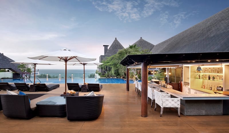 The Kuta Beach Heritage Hotel Bali Menawarkan Kenyamanan dan Kemewahan di Pantai Kuta