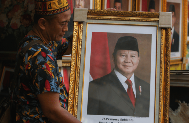 Gerindra Pastikan Prabowo Umumkan Menteri Kabinet Minggu Malam