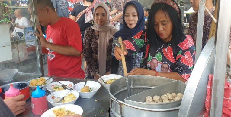 Bakso Rp1000 untuk Pemenangan Teguh