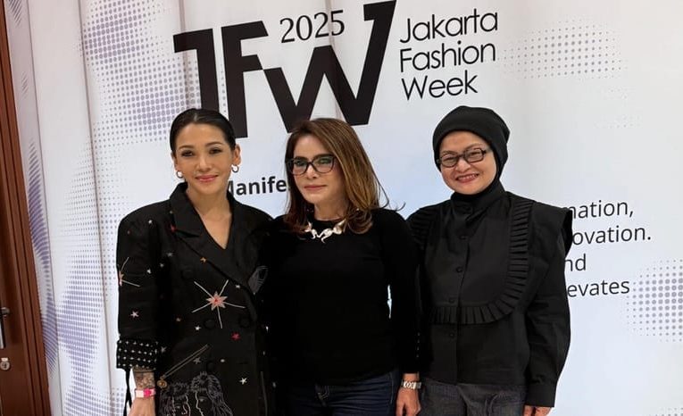 ISSHU Hadirkan Koleksi Futuristik dan Eksentrik di Jakarta Model Week 2025