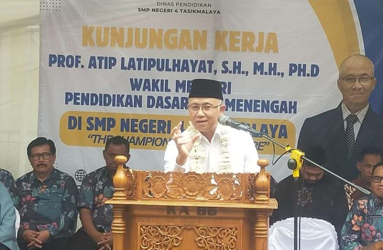 Wamen Dikdasmen akan Kaji UN dengan Merancang Sistem Baru Pendidikan