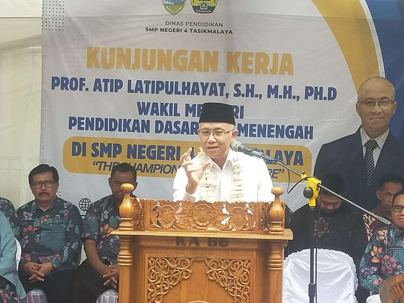 Wamen Dikdasmen akan Kaji UN dengan Merancang Sistem Baru Pendidikan