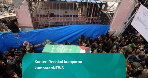 Ratusan Orang Hadiri Pemakaman Komandan Militer Hamas di Gaza