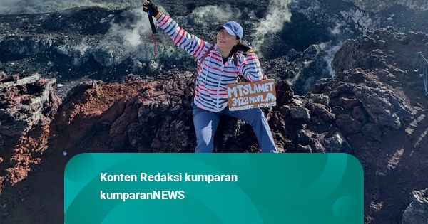 Tim SAR Evakuasi Jenazah Lilie Wijayanti dari Puncak Carstenz