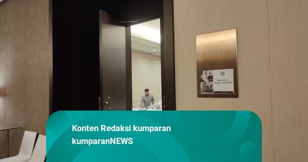 Yang Baru dari Polemik Rapat Panja RUU TNI di Resort Fairmont Jakarta