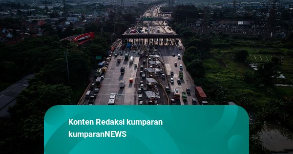 Foto: Musim Mudik, Polda Banten Terapkan Sistem Ganjil Genap di Tol Cikupa-Merak