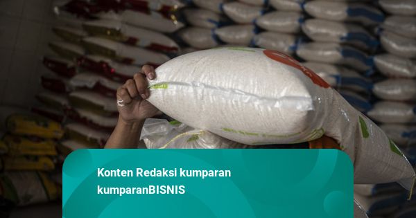 Foto: Aktivitas Pasar di Semarang saat Produksi Beras Mencapai 950 Ribu Ton