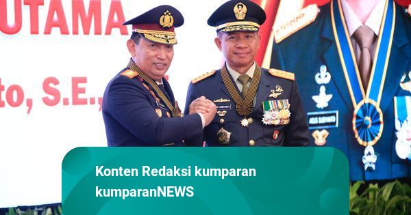 Panglima Ucapkan Selamat Ultah ke Kapolri: TNI Polri Tetap Menyala, Le