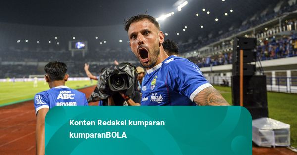 Tyronne Del Pino Enggan Bahas Masa Depannya Bersama Persib