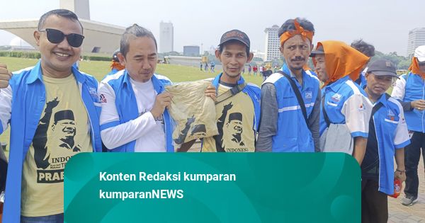 Cerita Nurjen, Buruh dari Serang Dapat Kaus dari Prabowo saat Might Day di Monas
