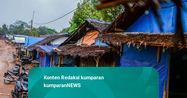 Foto: Korban Banjir dan Longsor di Lebak Masih Tinggal di Hunian Sementara