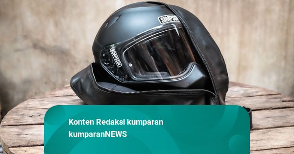 Pria di Jaktim Minta Tolong Damkar, Jari Tangannya Tersangkut Helm