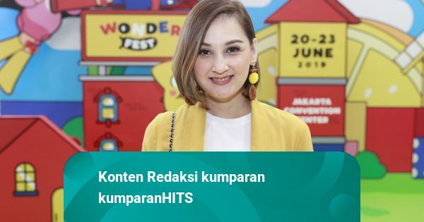 Ayah Mona Ratuliu Meninggal Dunia